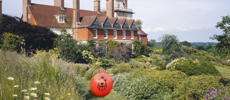 flowerpowercroppedntiruperttruman 768x336